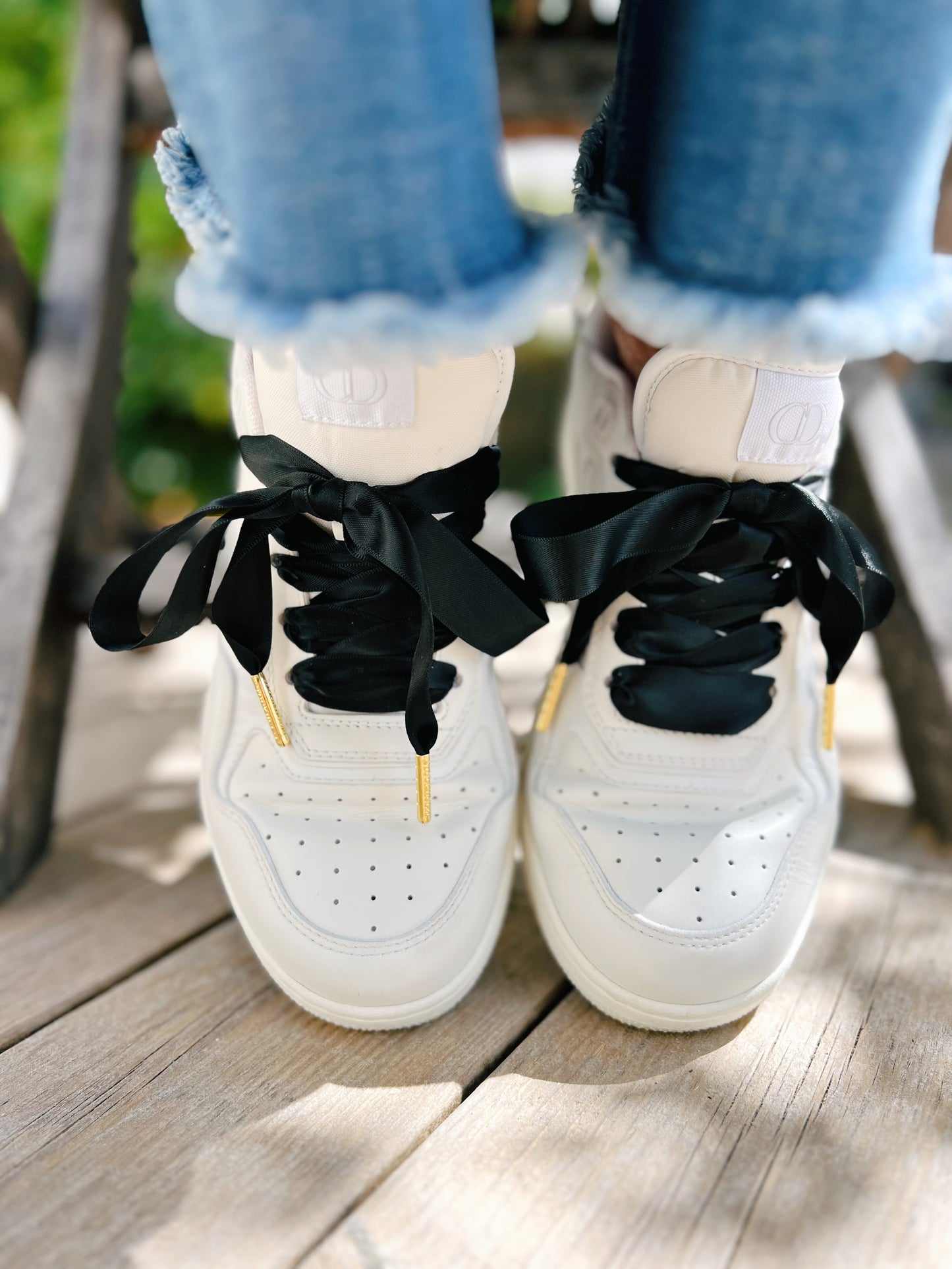 Black Silk Goldtip Shoelaces