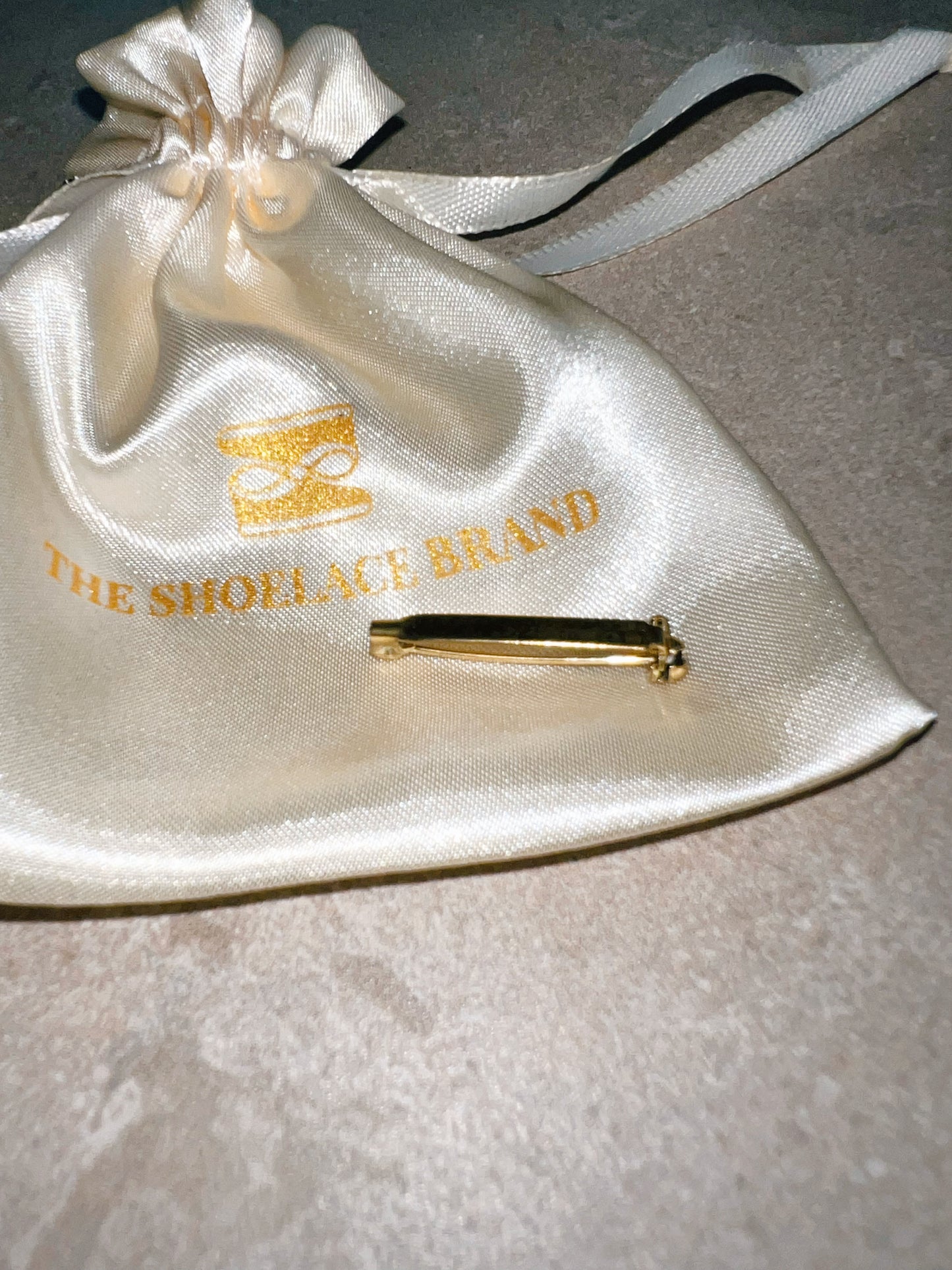 Shoe Charm Pin Gold