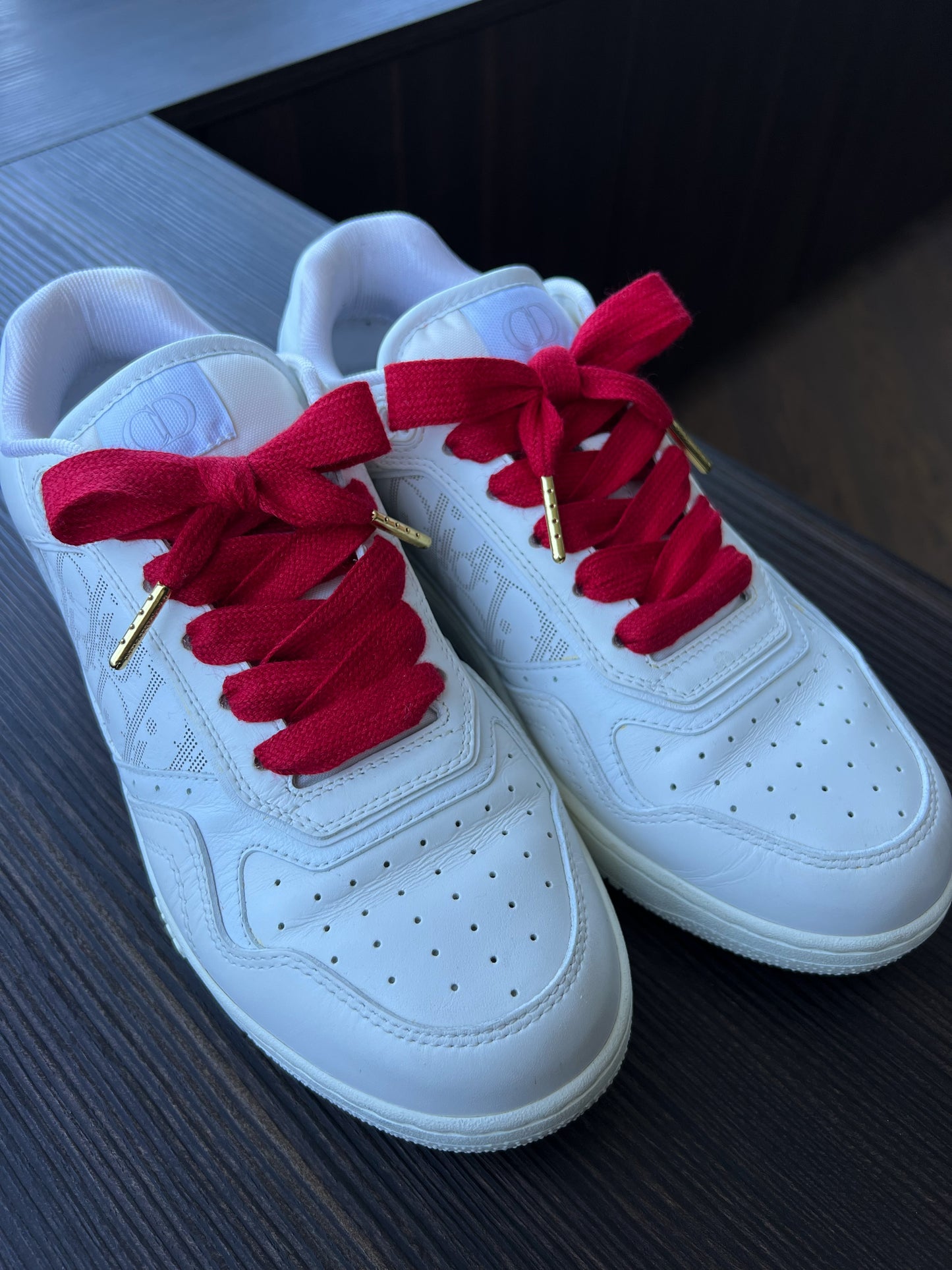 Red Cotton 1,5cm – Red Cotton Shoelaces with Gold Tips (Sample Edition)
