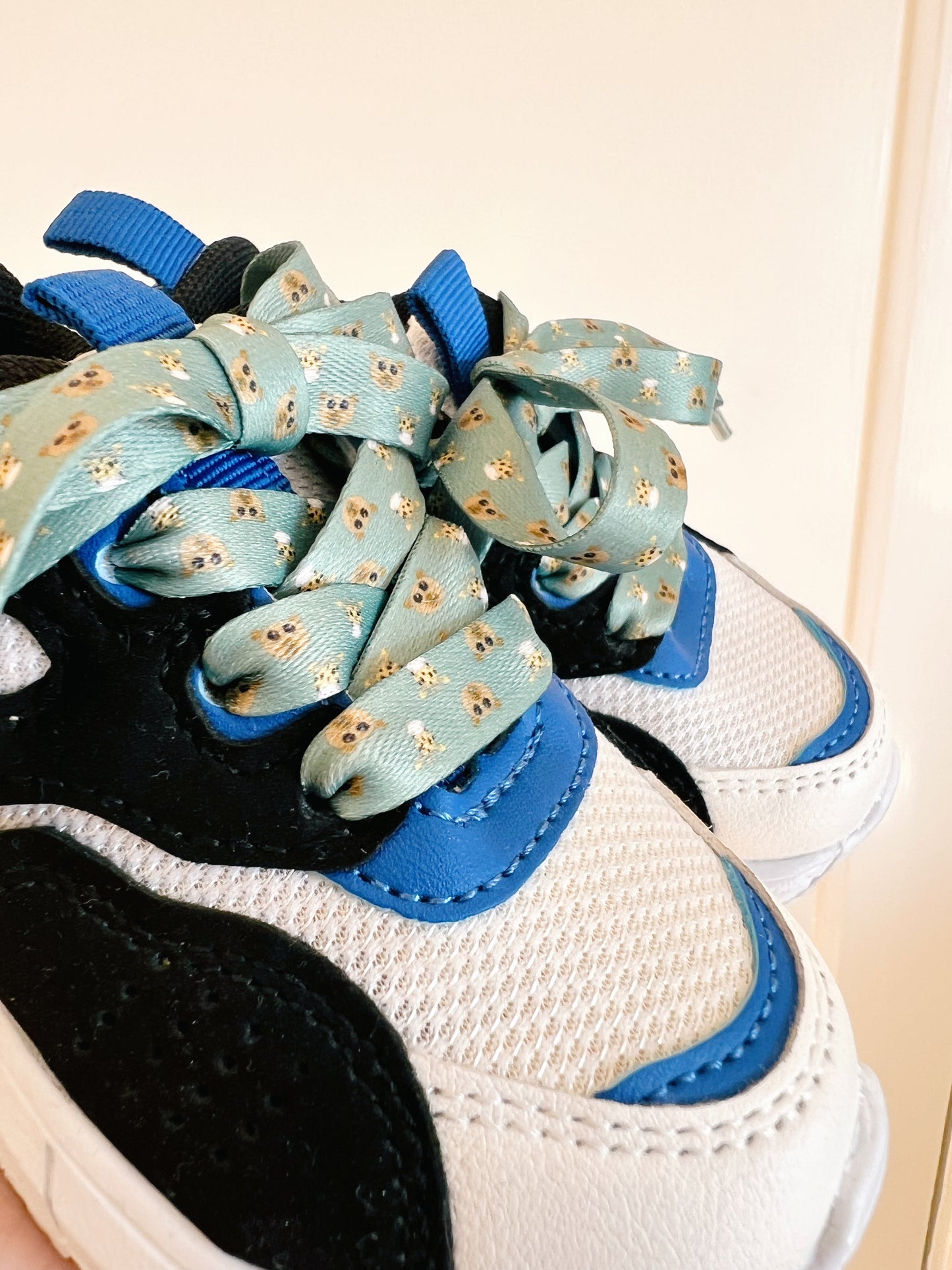 Kids Safari Green Shoelaces
