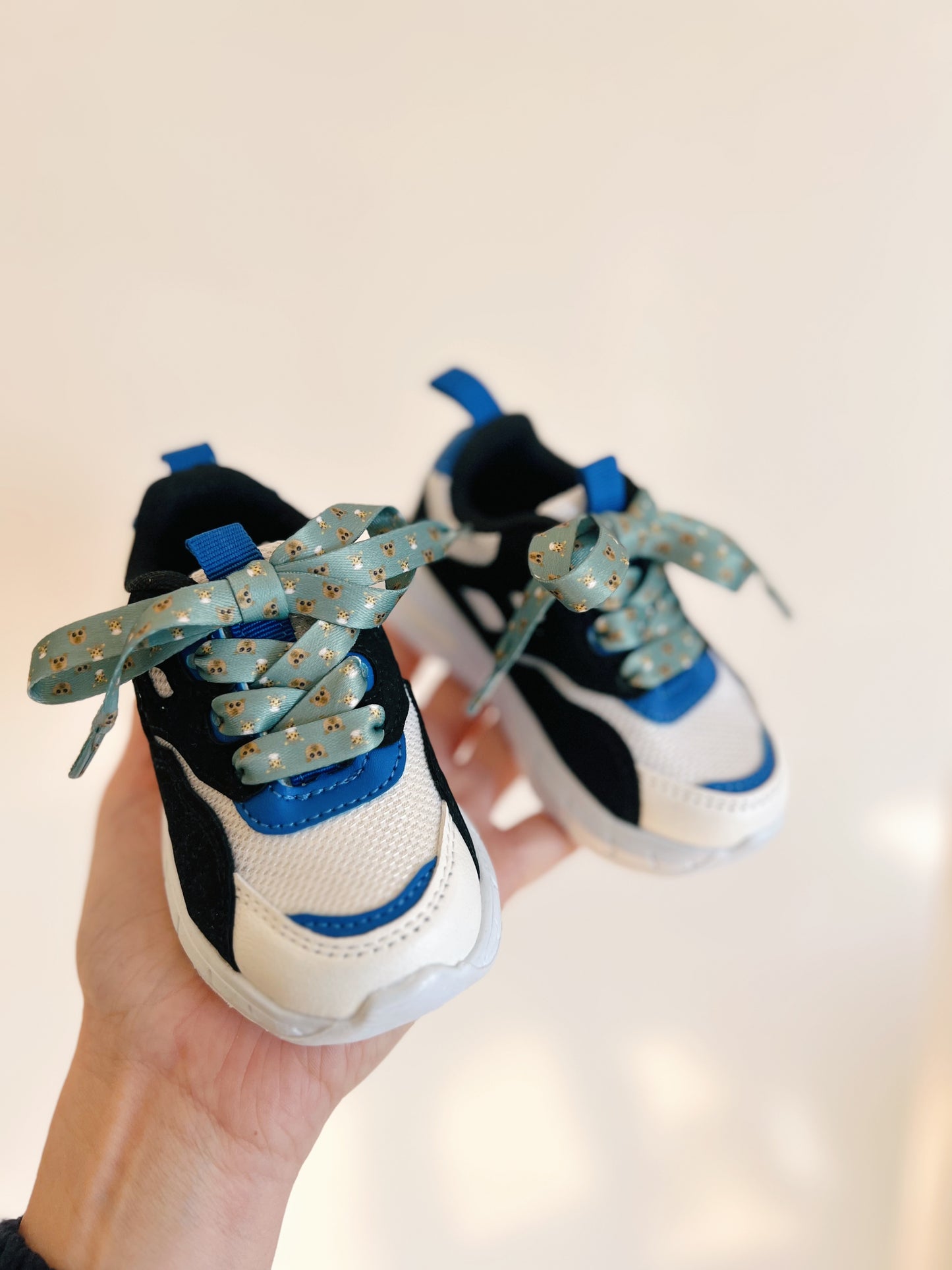 Kids Safari Green Shoelaces