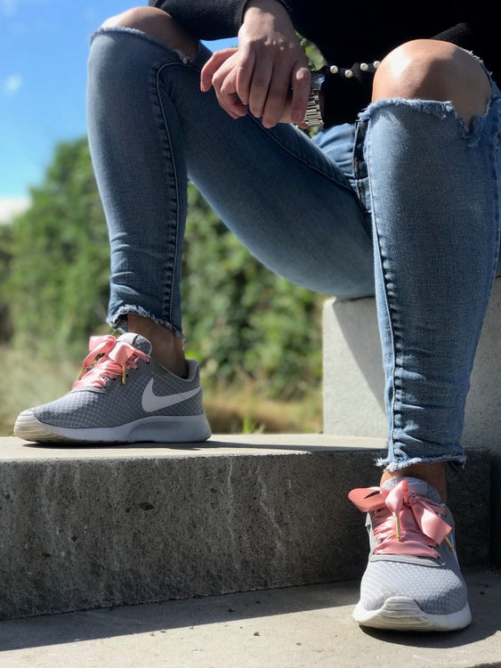 Dusty pink silk shoelaces - The Shoelace Brand