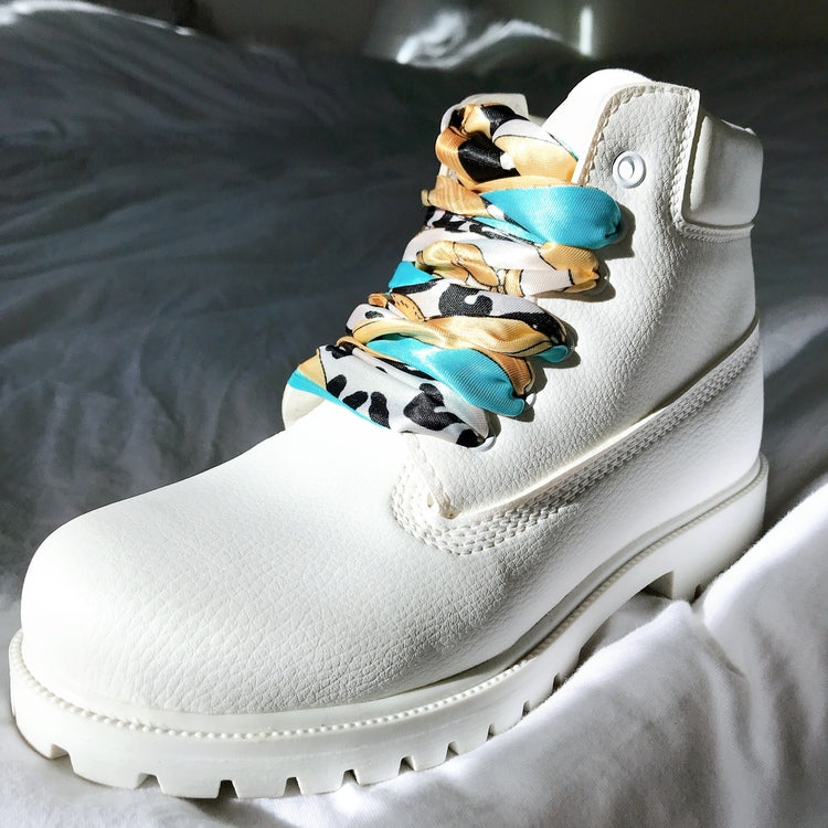 Iconic pattern shoelaces light blue - The Shoelace Brand