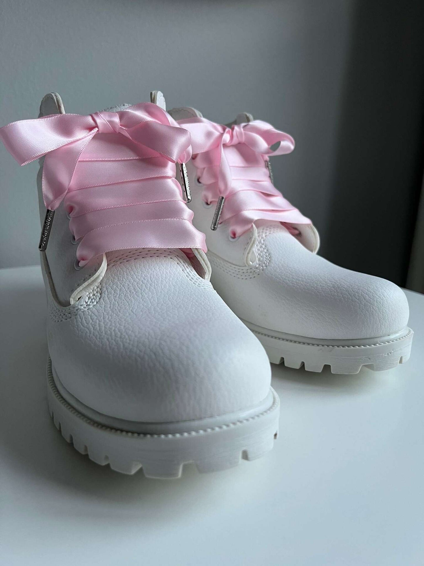 Soft Pink Silk Shoelaces - The Shoelace Brand