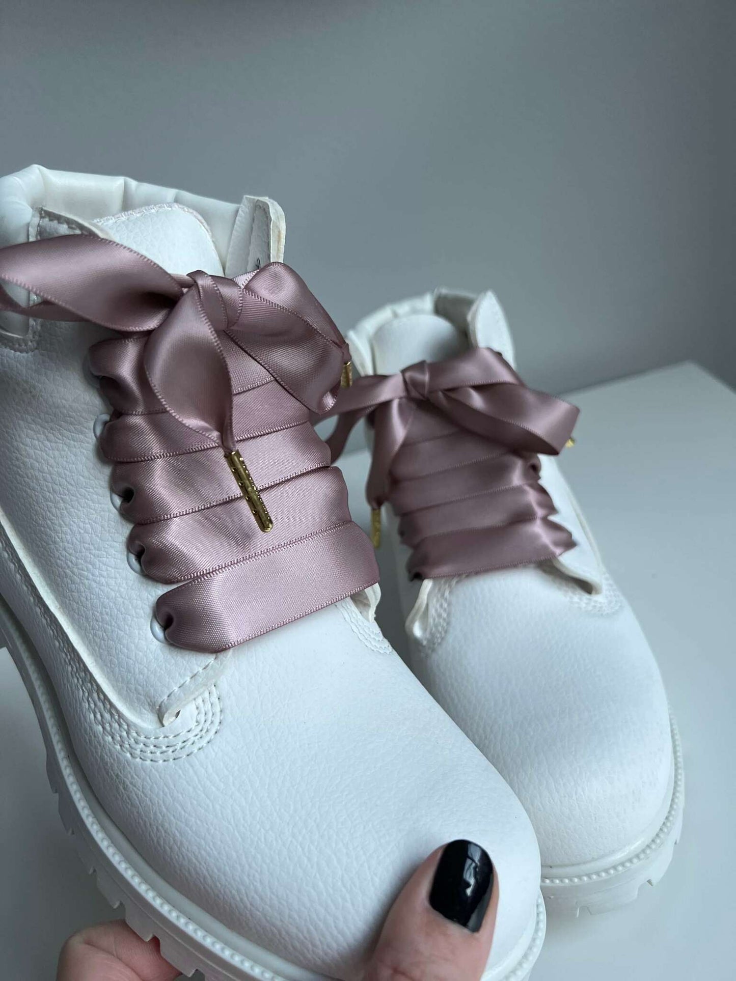 Nougat Mauve Silk Shoelaces - The Shoelace Brand