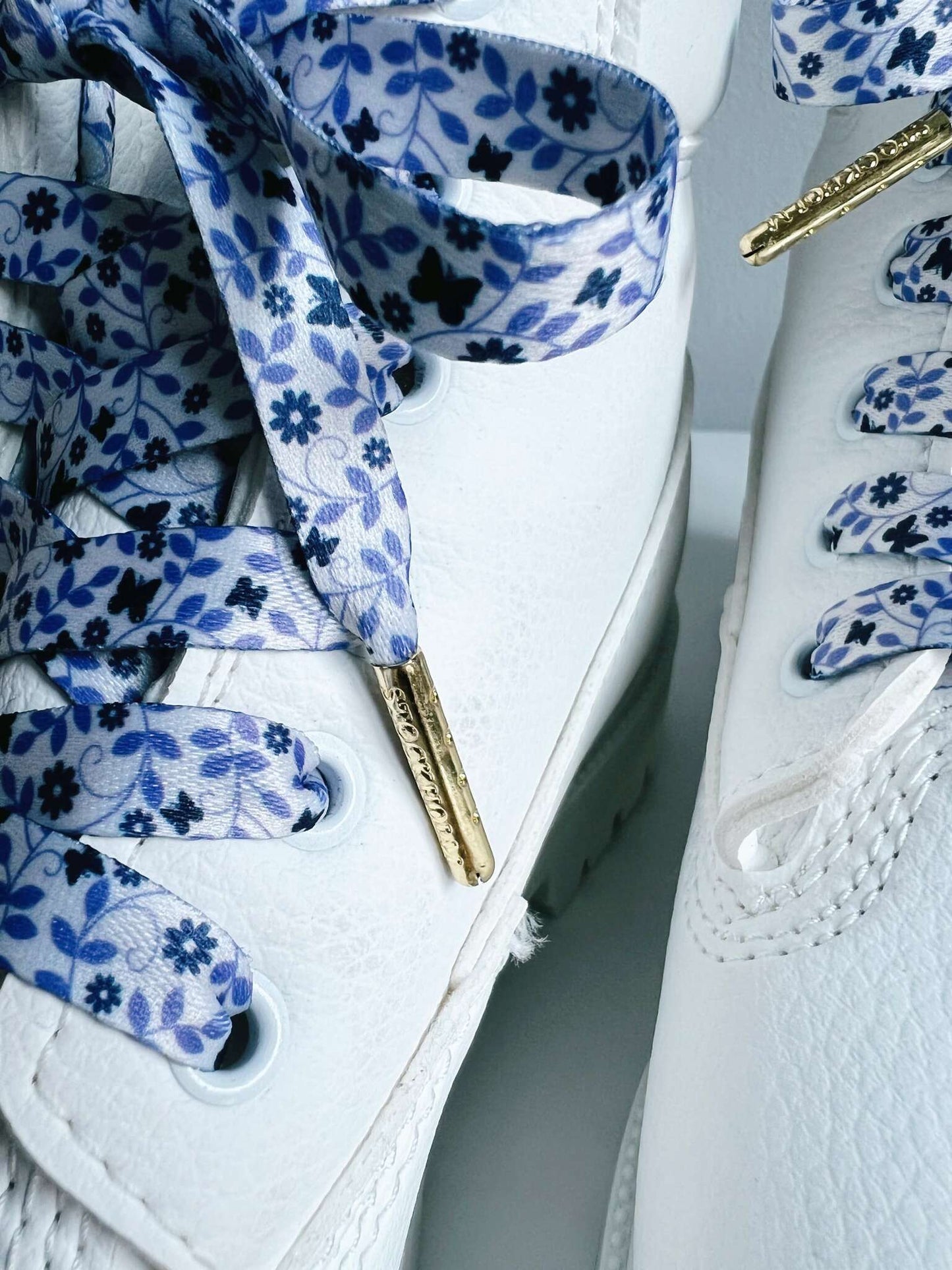 Patterned shoelaces with butterflies & flowers - The Shoelace Brand