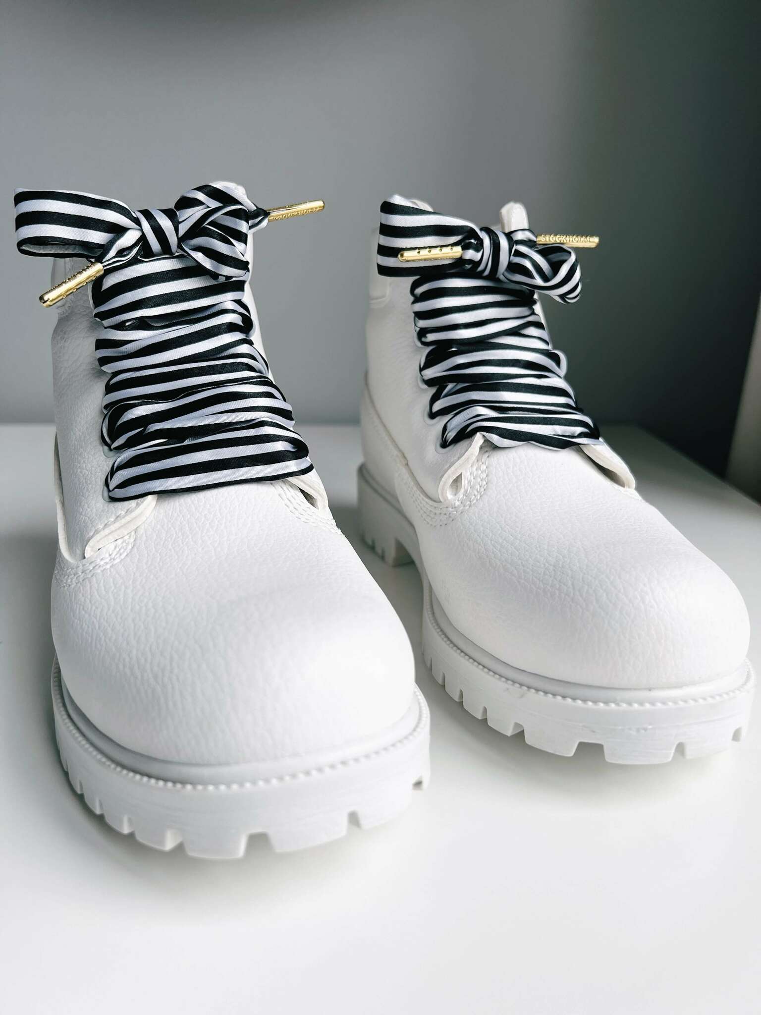 Striped scarf black/white - The Shoelace Brand
