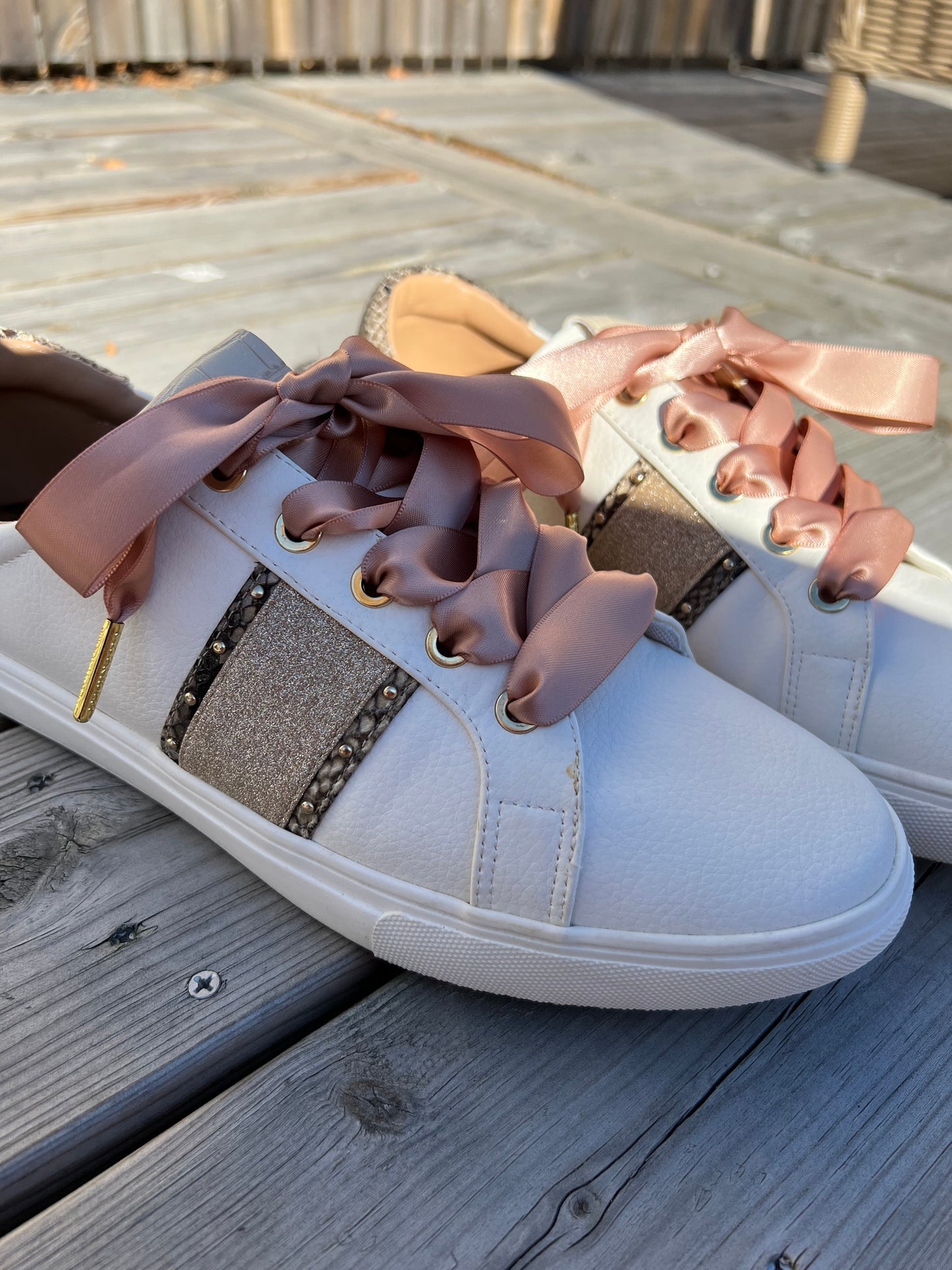 Natural Silk Skosnören
