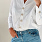 Signe – White Flower Button Charm Gold
