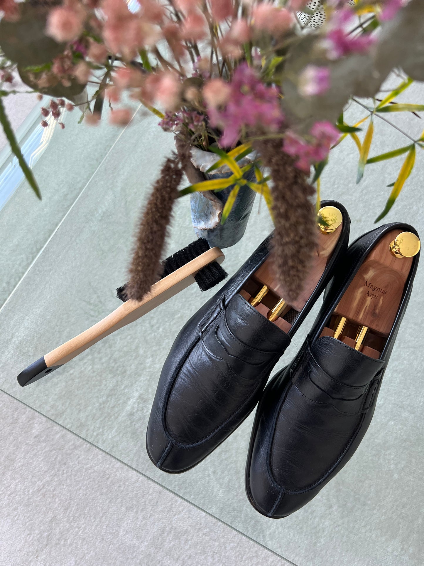 Shoe trees in cedar wood