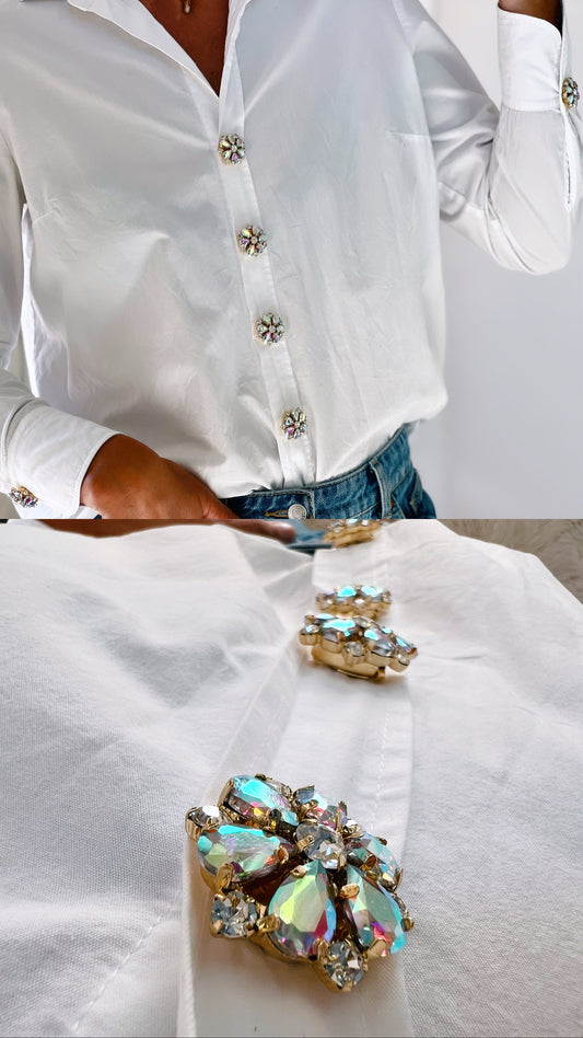 Emy – Aurora Flower Button Charm Gold