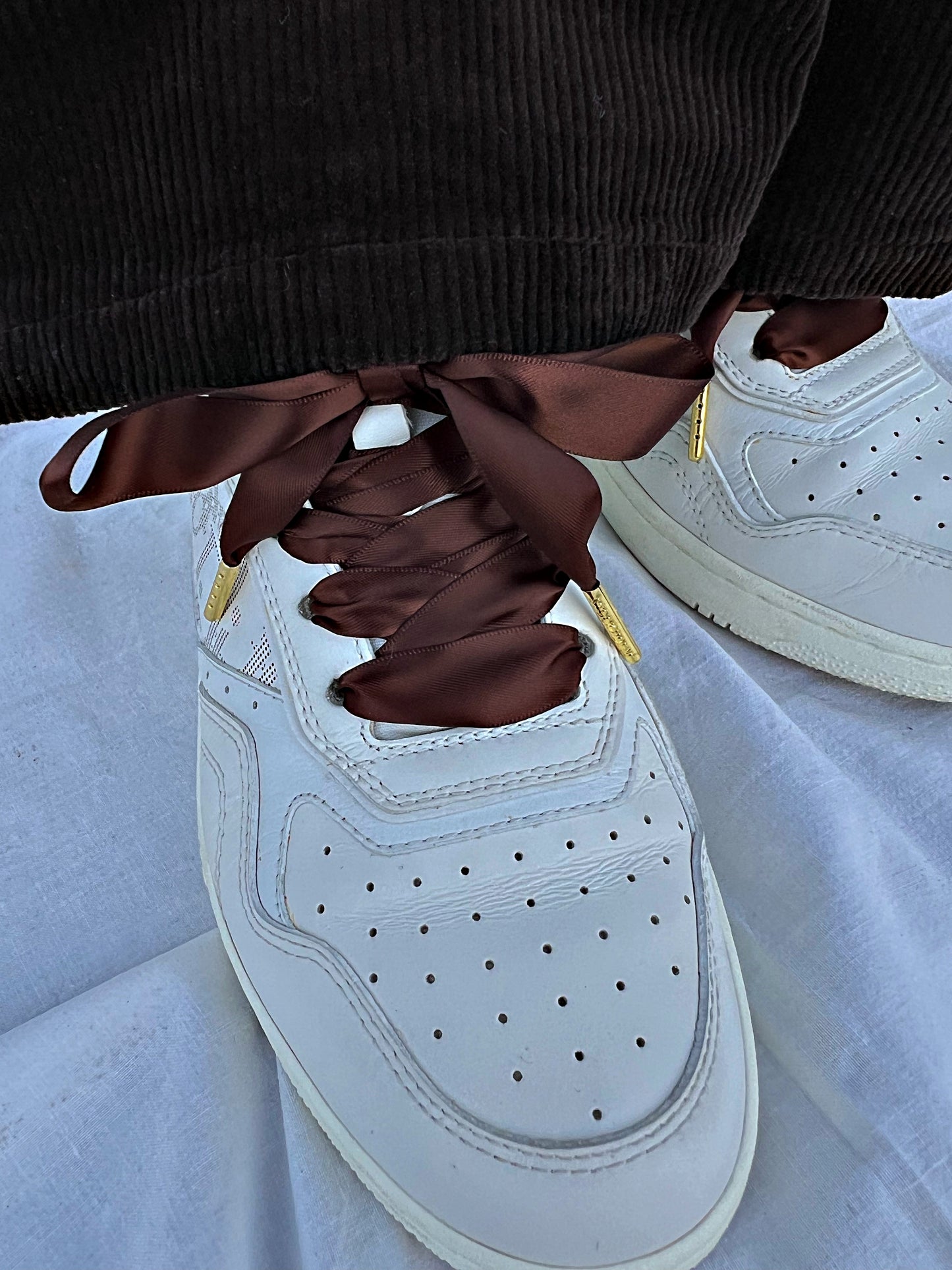 Black Silk Goldtip Shoelaces