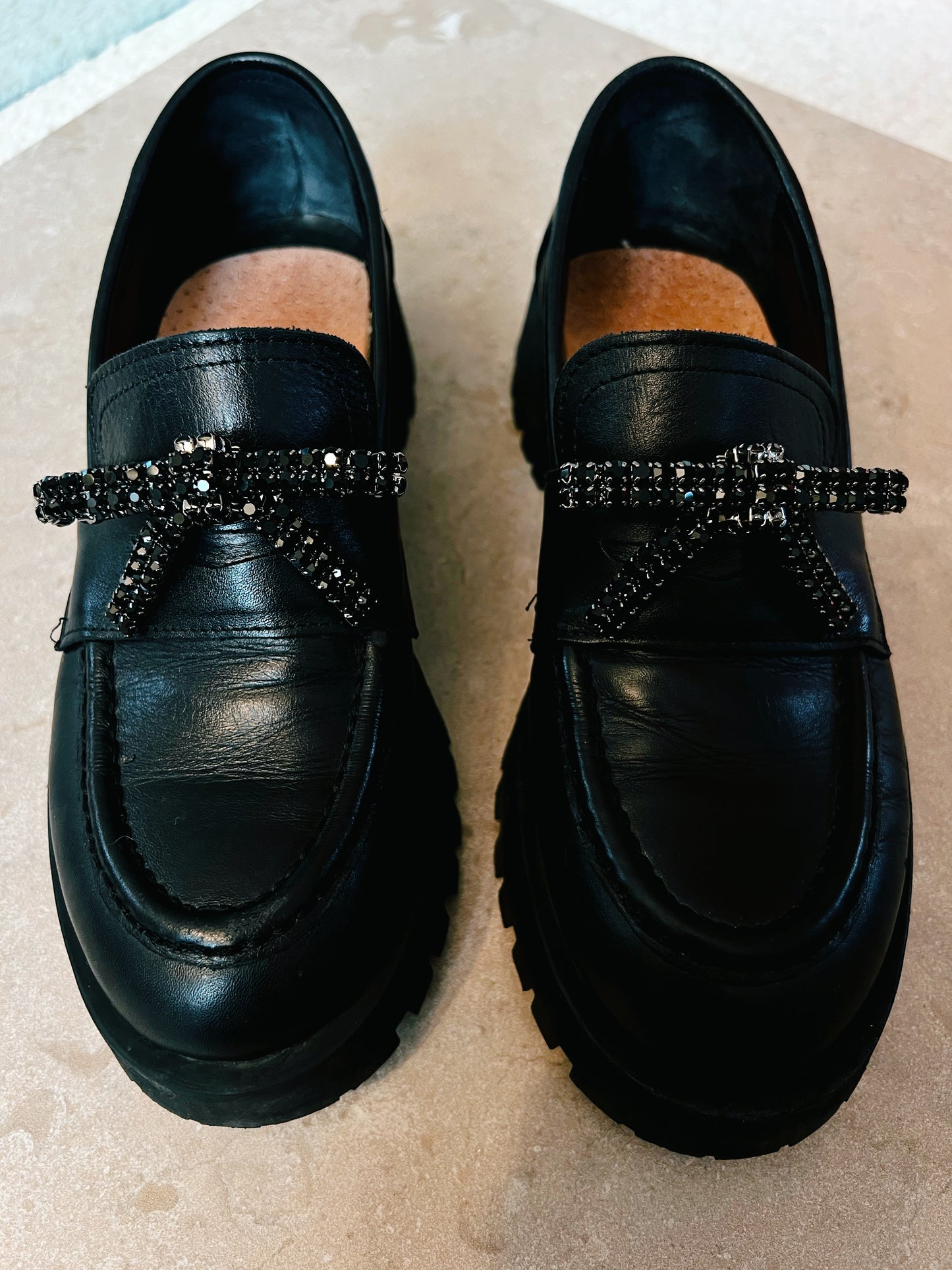 Black Crystal Glitter Bow – Shoe Charm