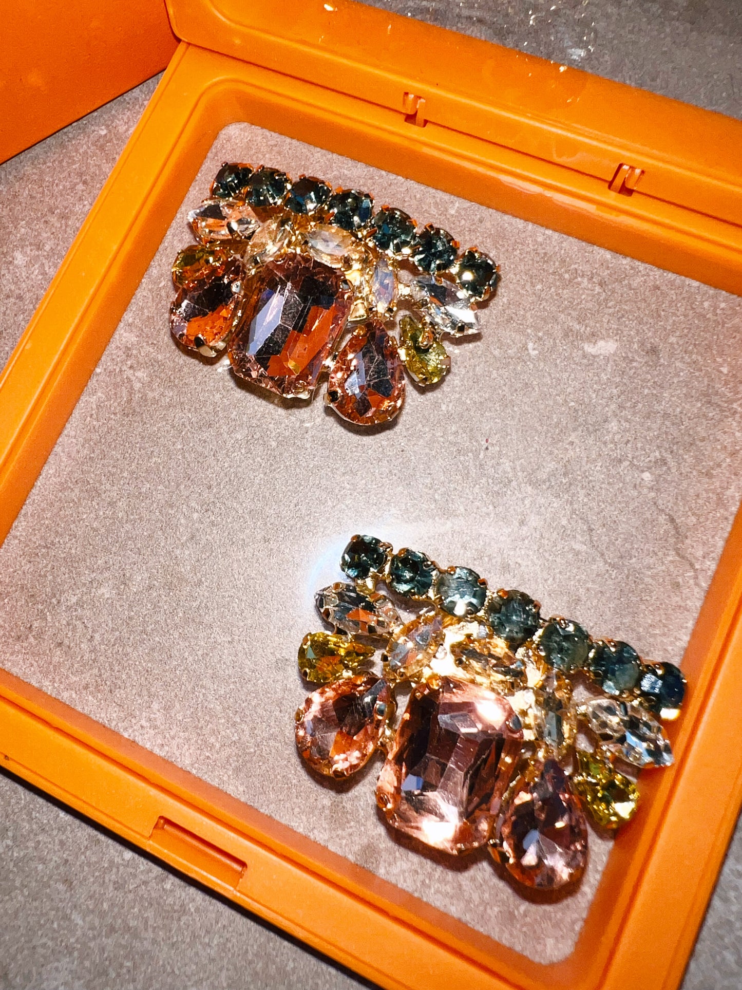 Multicolor Gemstone Cluster – Shoe Charm