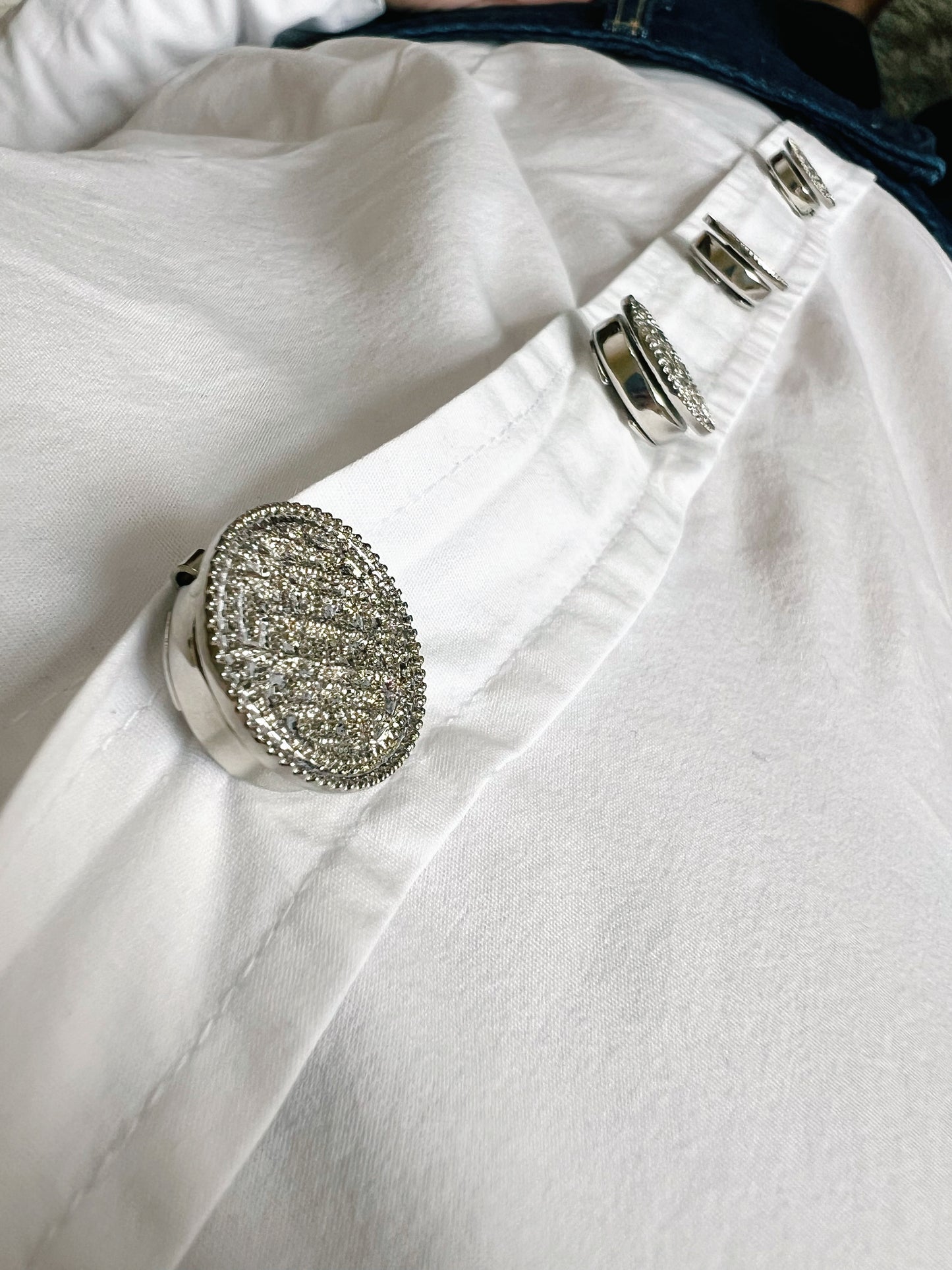 Charlotte – Textured Button Charm Gold