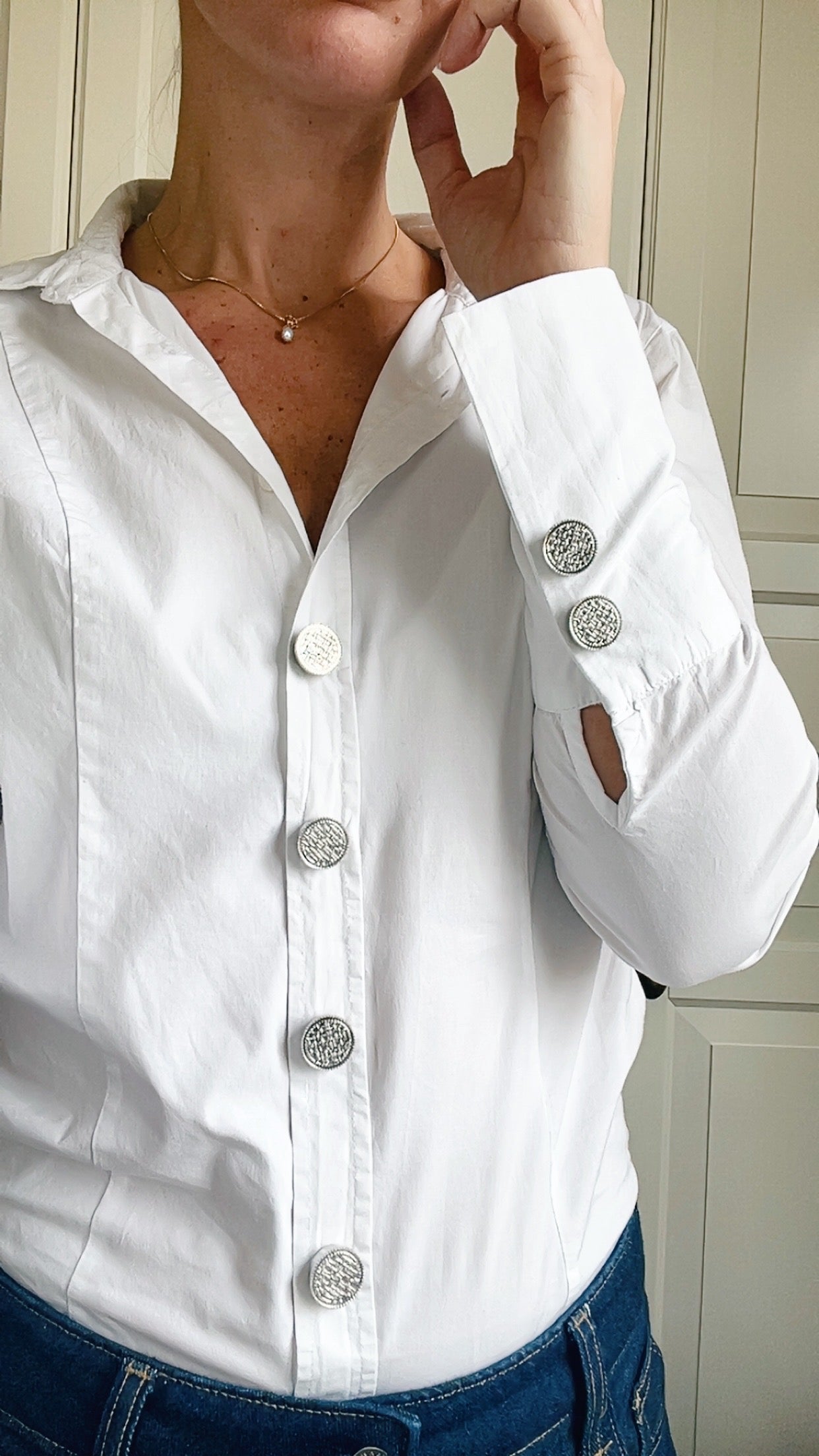 Charlotte – Textured Button Charm Gold