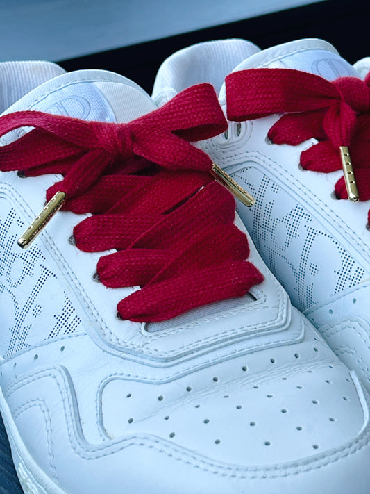 Red Cotton 1,5cm – Red Cotton Shoelaces with Gold Tips (Sample Edition)