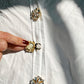 Signe – White Flower Button Charm Gold