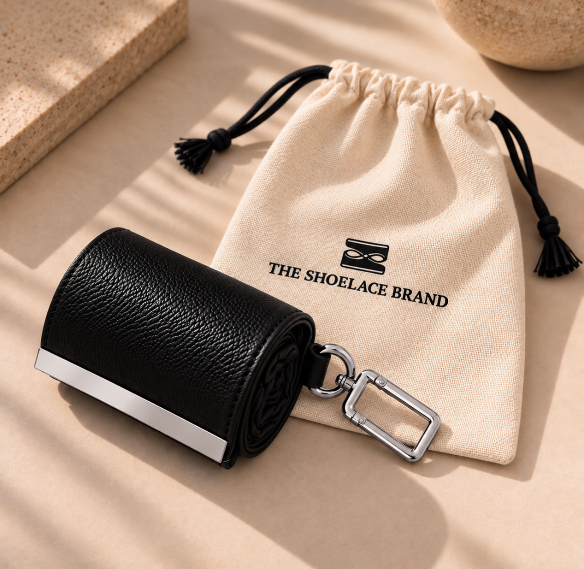 Key Chain Bag Black The Shoelace Brand silver with dustbag