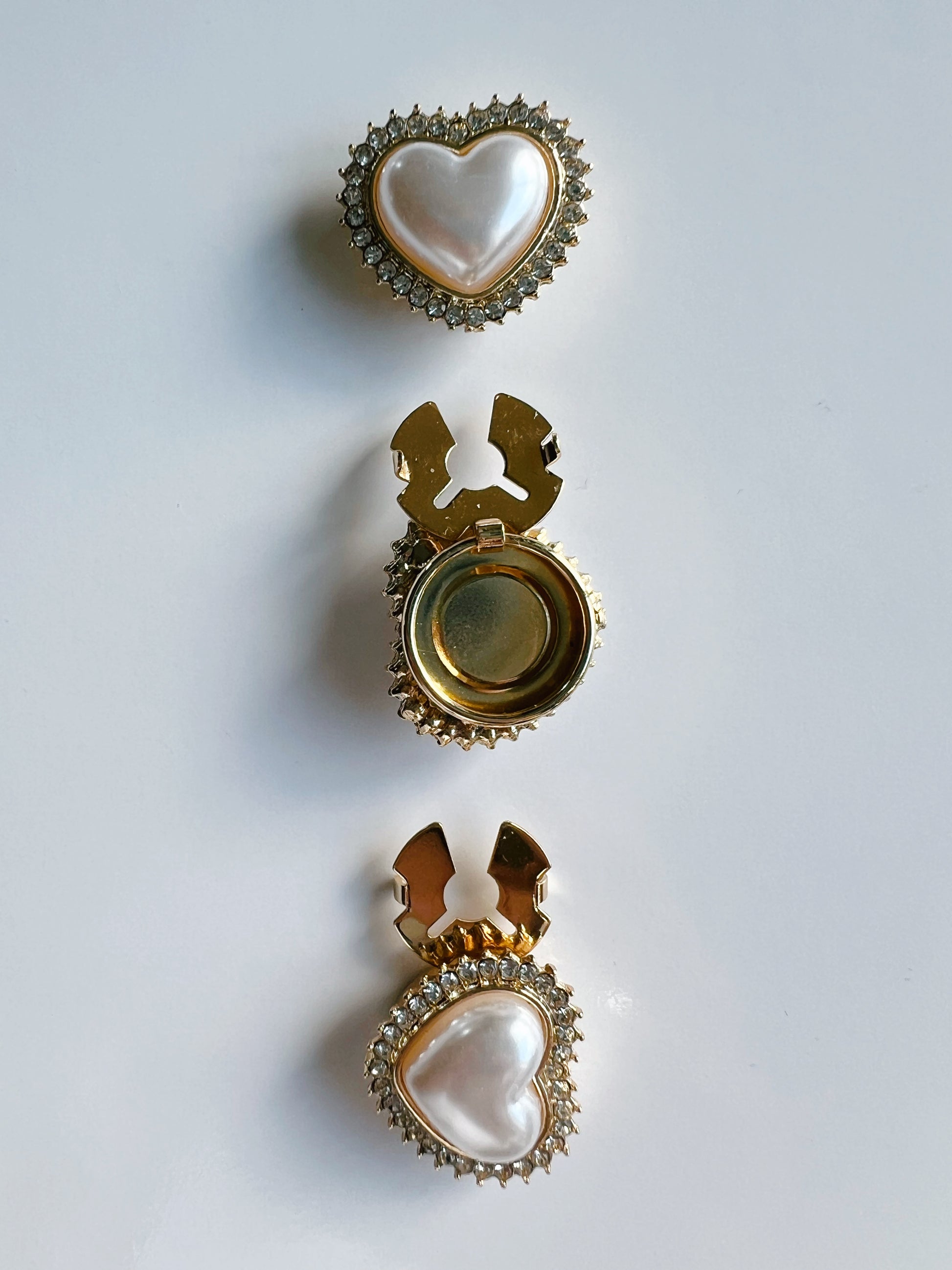 Heart shaped button cover in gold, hite pearl and white crystals The Shoelace Brand
