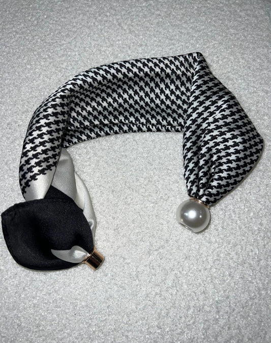 Magnetic Scarf Houndstooth