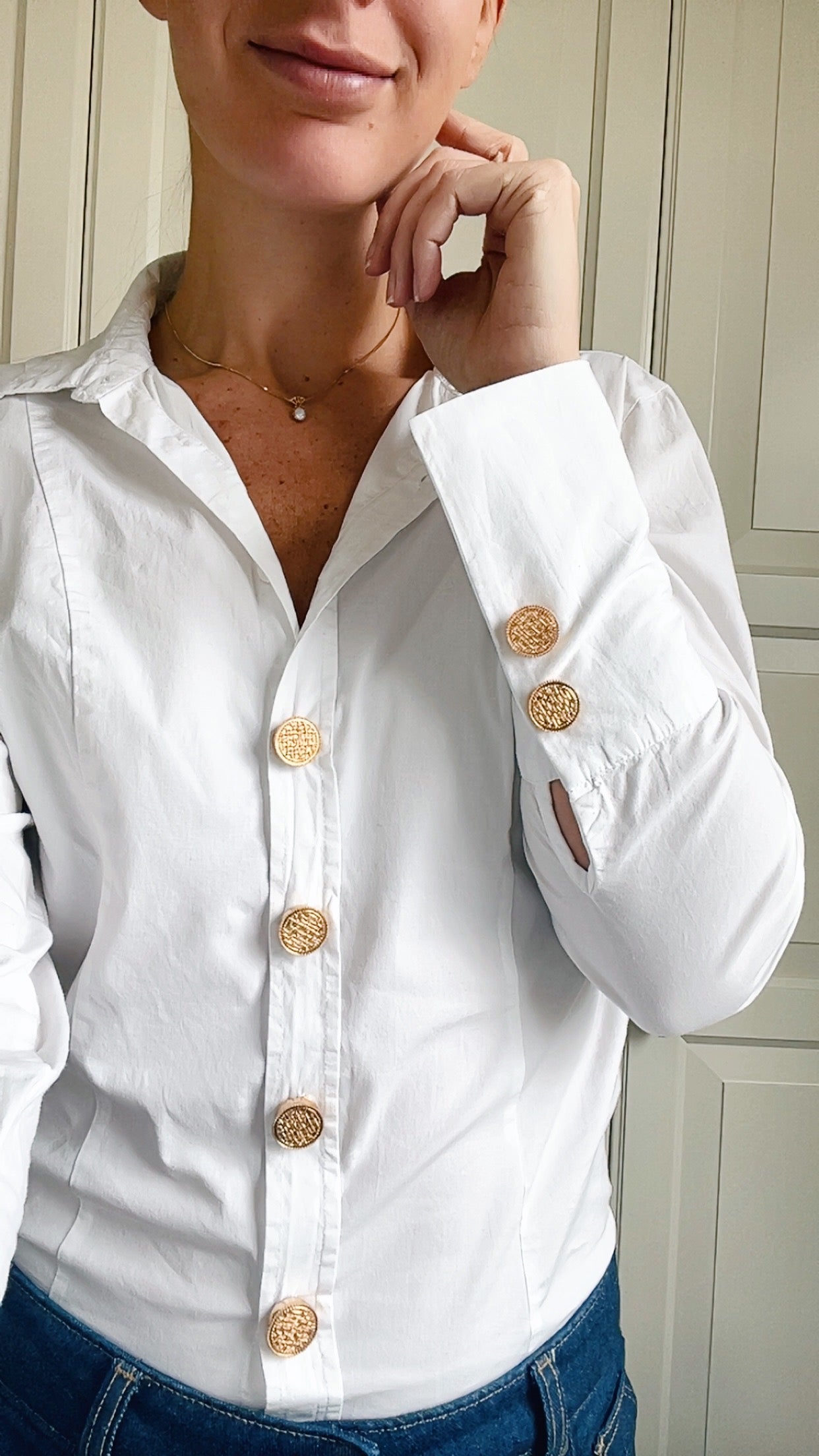 Moa – Textured Button Charm Gold