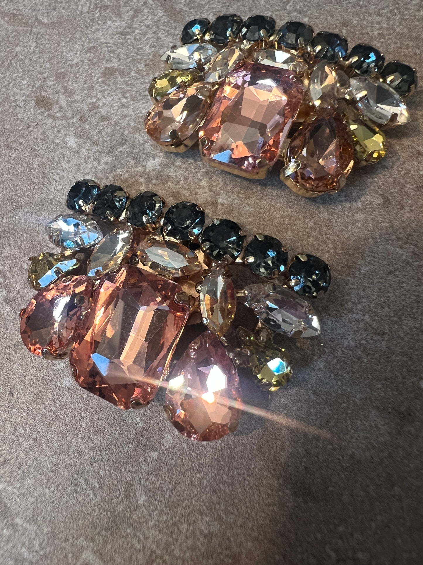 Multicolor Gemstone Cluster – Shoe Charm