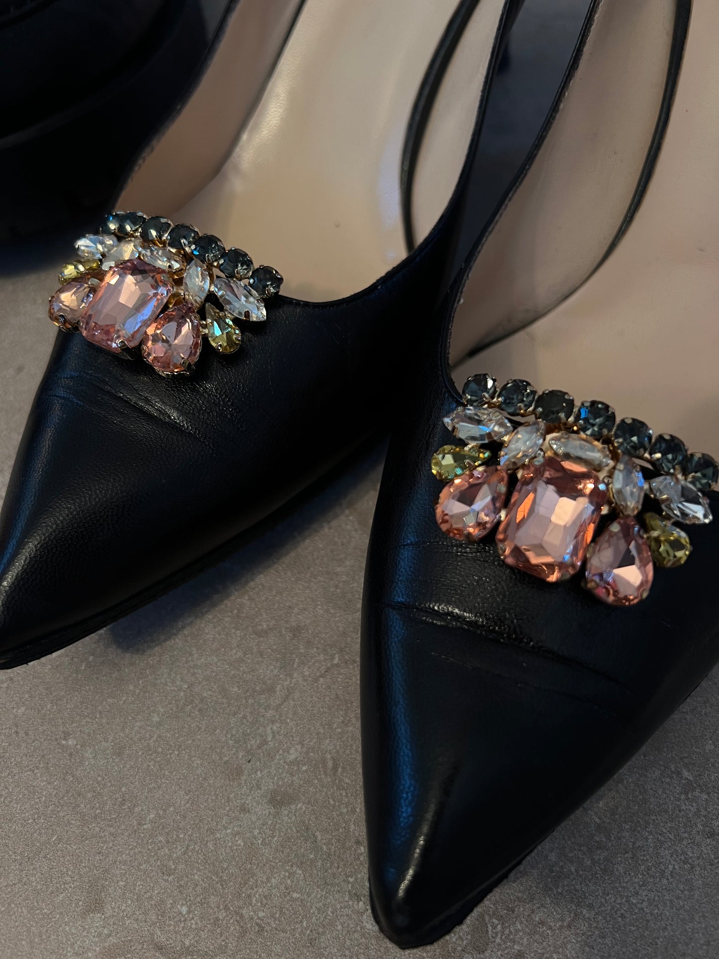 Multicolor Gemstone Cluster – Shoe Charm