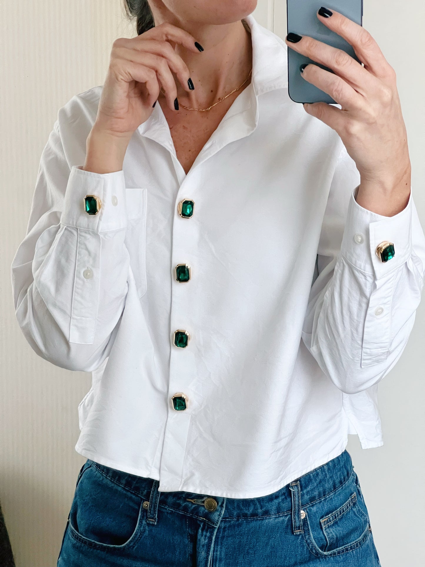 Nea – Emerald Green Crystal Rectangle Button Charm Gold