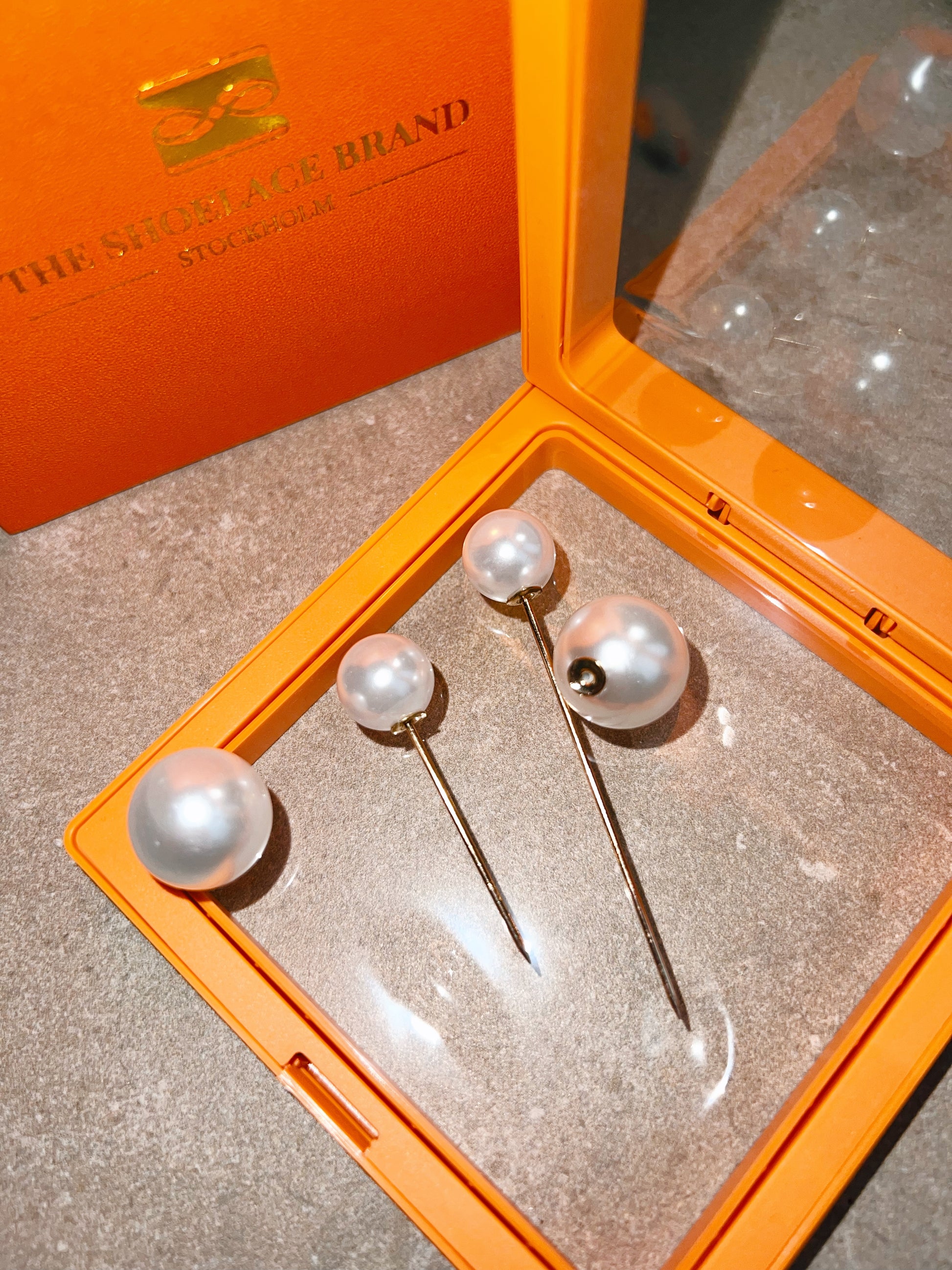 Pearl Styling Pins 2-Pack The Shoelace Brand orange giftbox