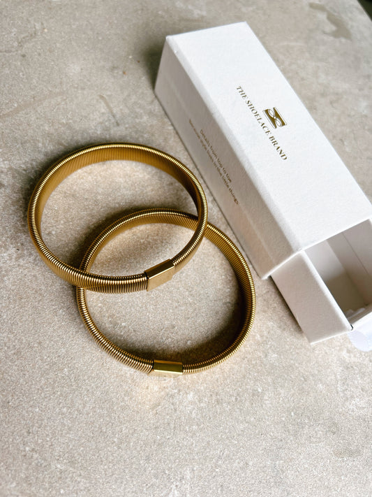 Shirt Sleeve Holder Gold elastic The Shoelace Brand