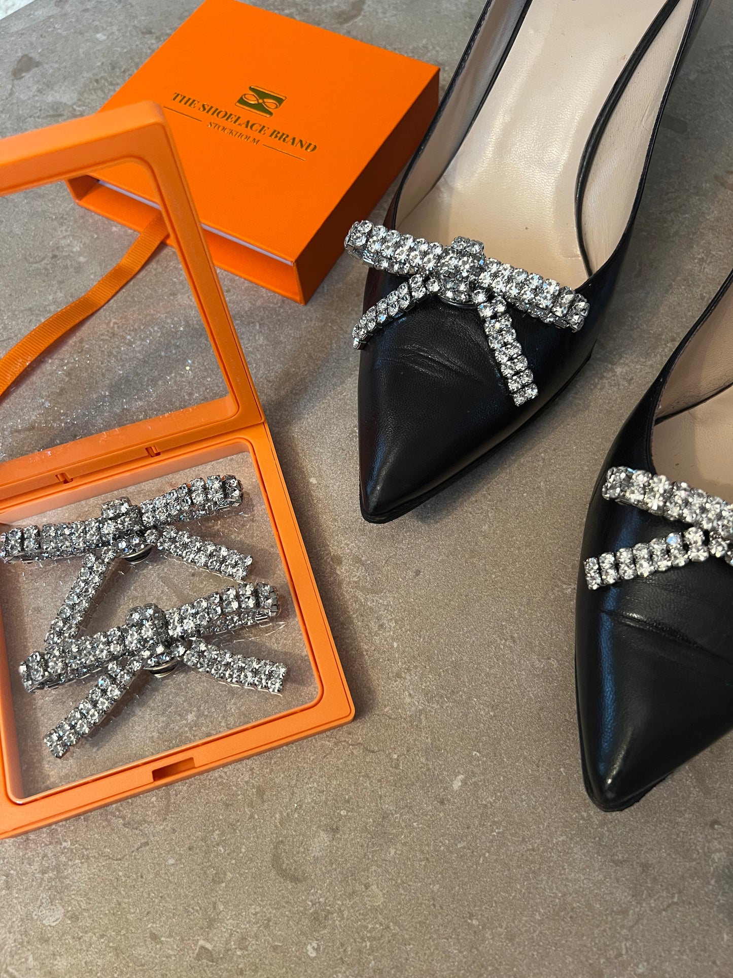 White Crystal Glitter Bow – Shoe Charm 2-pack