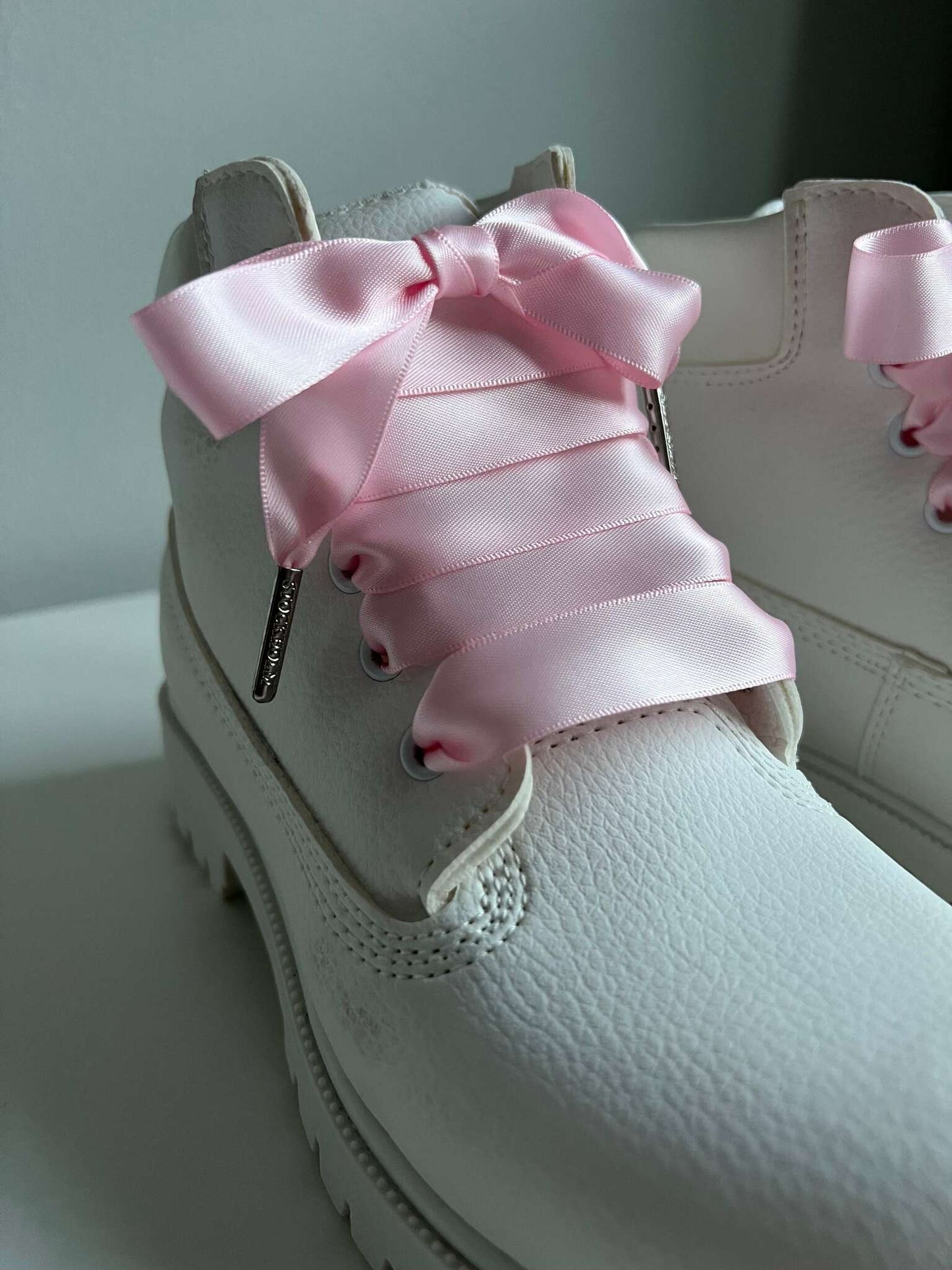 Soft Pink Silk Shoelaces - The Shoelace Brand