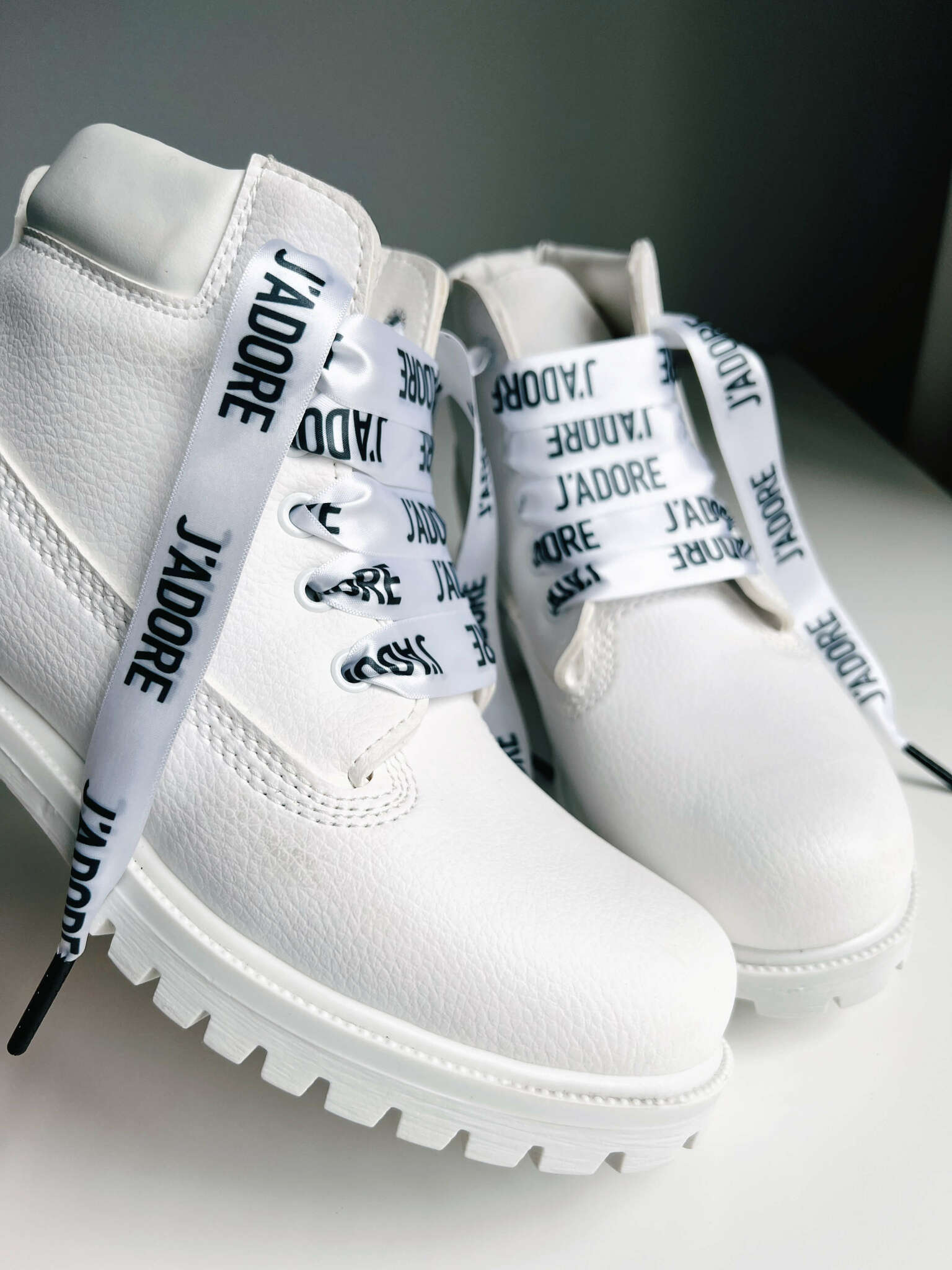 Silk shoelaces printed J'ADORE - The Shoelace Brand